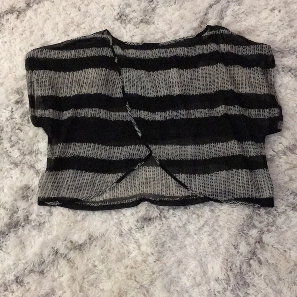 Top - Picture 2 of 2